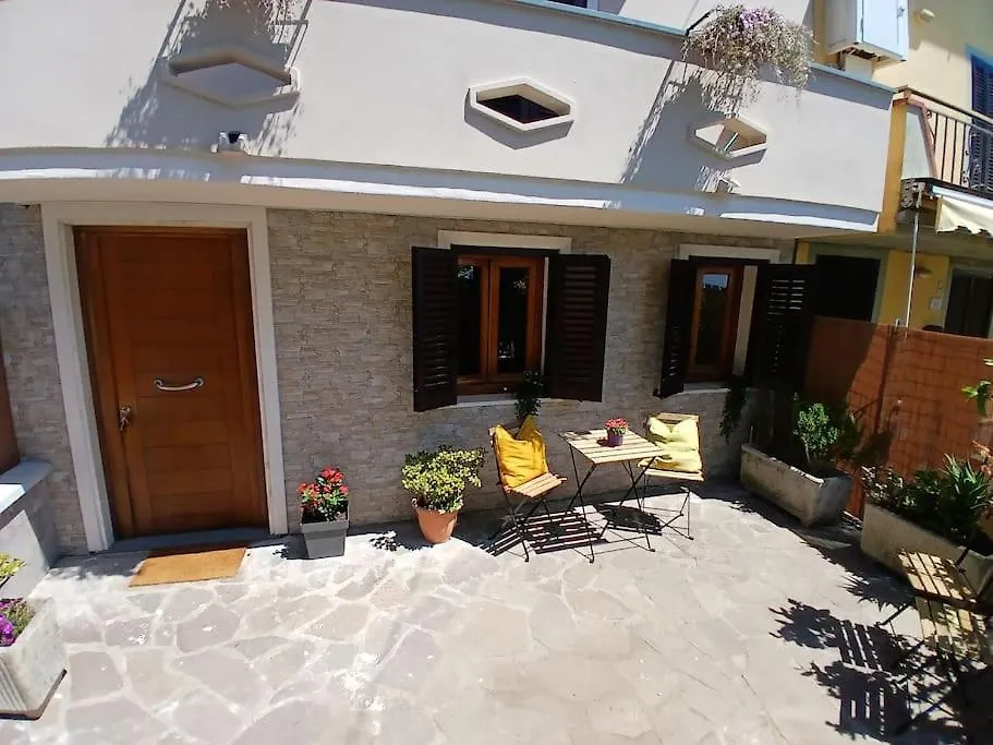 Casa Panoramica Sulle Colline Di Viareggio Villa Montigiano Holiday home